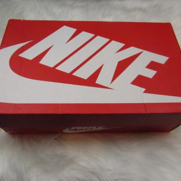 Custom Crystal Nike Tanjun Black Blinged Sneakers - Picture 6 of 9